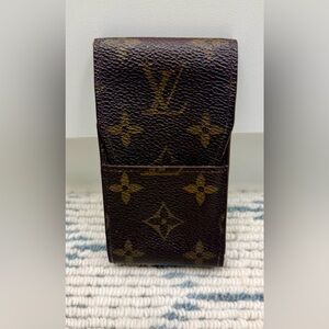 LOUIS VUITTON Vintage 99’ Y2K Unisex Brown Monogram Coated Canvas Etiu Case